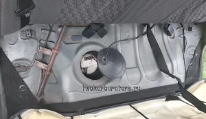 Как снять бензонасос автомобиля Рено Логан 1