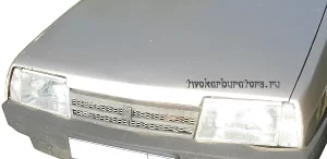 На снимке габаритные огни (габариты) автомобиля ВАЗ 2108, 2109, 21099
